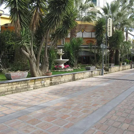 Otel Ristorante La Lanterna 3*